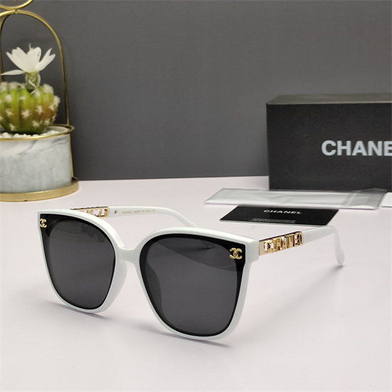 Chanel Sunglass AA 059